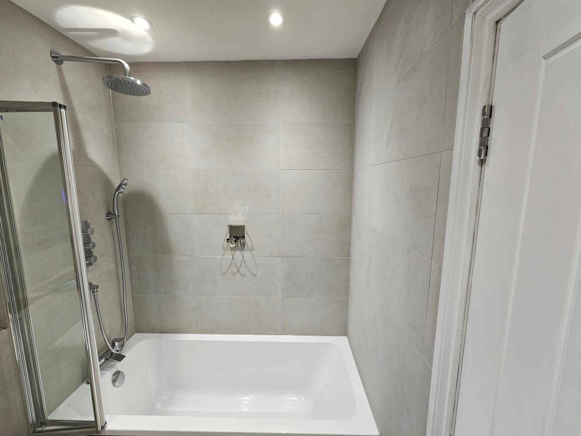 בריסטול Spacious Modern 2-Bed Parking & Wi-Fi & 65"Oled מראה חיצוני תמונה